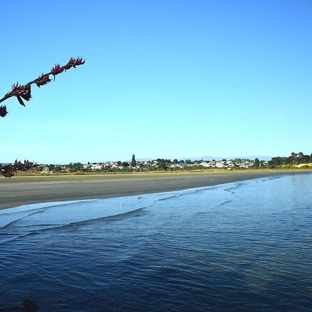 The Sanctuary & Spa Plus Free Breakfast Timaru Exterior photo